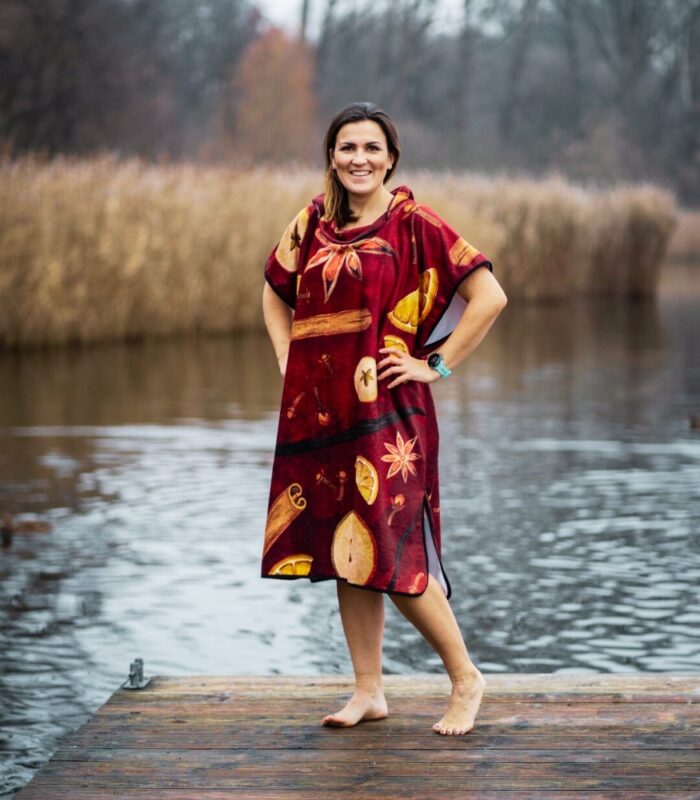 kolorowe poncho do morsowania grzaniec
