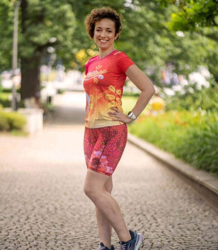 koszulka sportowa Locobabka i krótkie legginsy Maliny