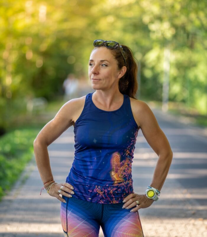 fioletowa bokserka tanktop sportowy sowa