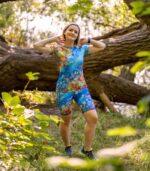 Damska koszulka sportowa niebieska łąka