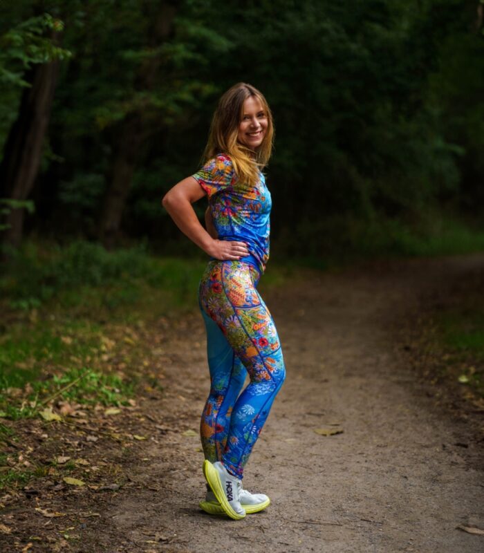 długie niebieskie legginsy do biegania Łąka