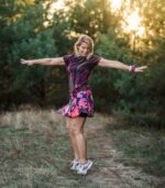 kolorowa sportowa spódniczka ze spodenkami floreski