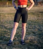 czarne legginsy sportowe krótkie kolarki bikery z kieszonką na telefon