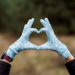 niebieskie rękawiczki sportowe damskie-elza