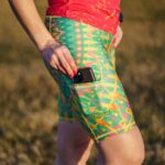 kolorowe legginsy sportowe krótkie kolarki bikery z kieszonką na telefon Salsa