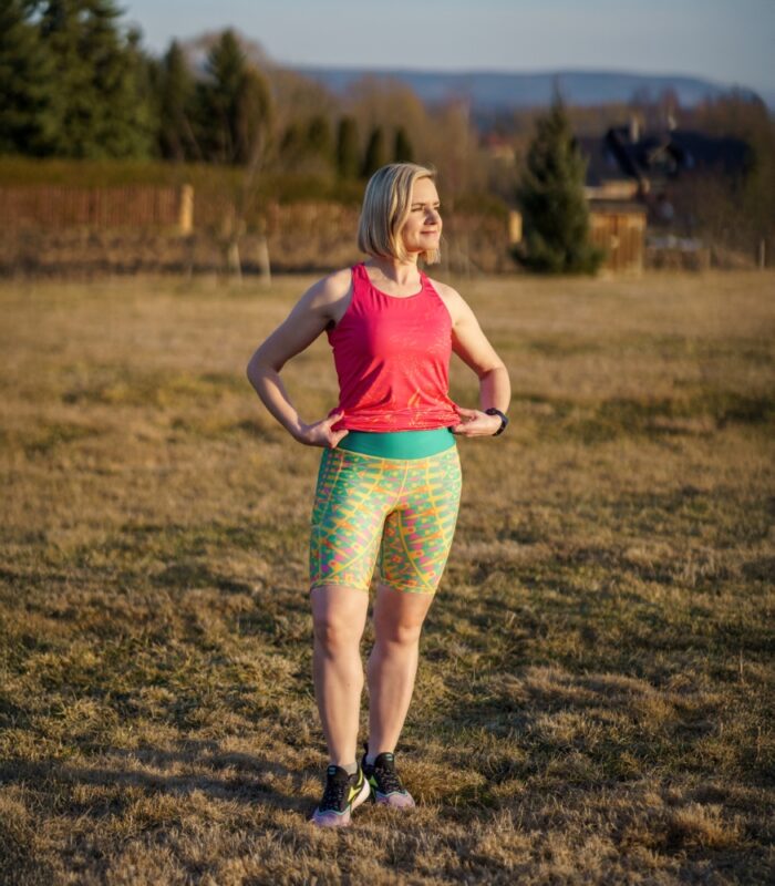 kolorowe legginsy sportowe krótkie kolarki bikery z kieszonką na telefon Salsa