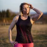 czarna koszulka bokserka tanktop sportowy techniczny damski Milionerka