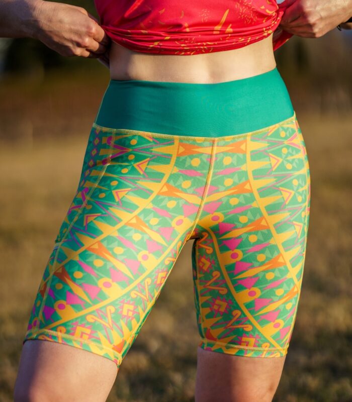 kolorowe legginsy sportowe krótkie kolarki bikery z kieszonką na telefon Salsa