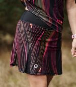 czarna spódniczka ze spodenkami sportowa milionerka