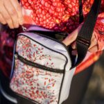 biała listonoszka torebka szypszyna