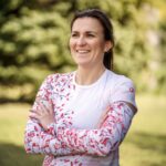 biało czerwone sportowe rękawki do biegania na rower szypszyna