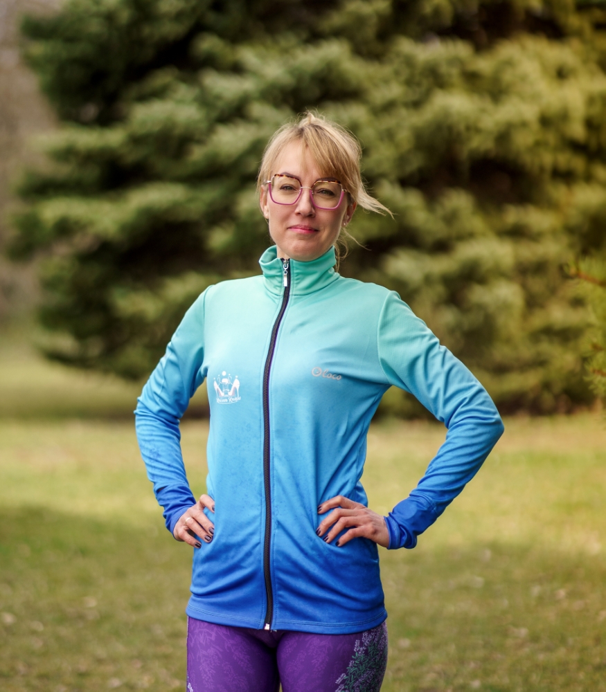 niebieska bluza sportowa damska błękitna laguna