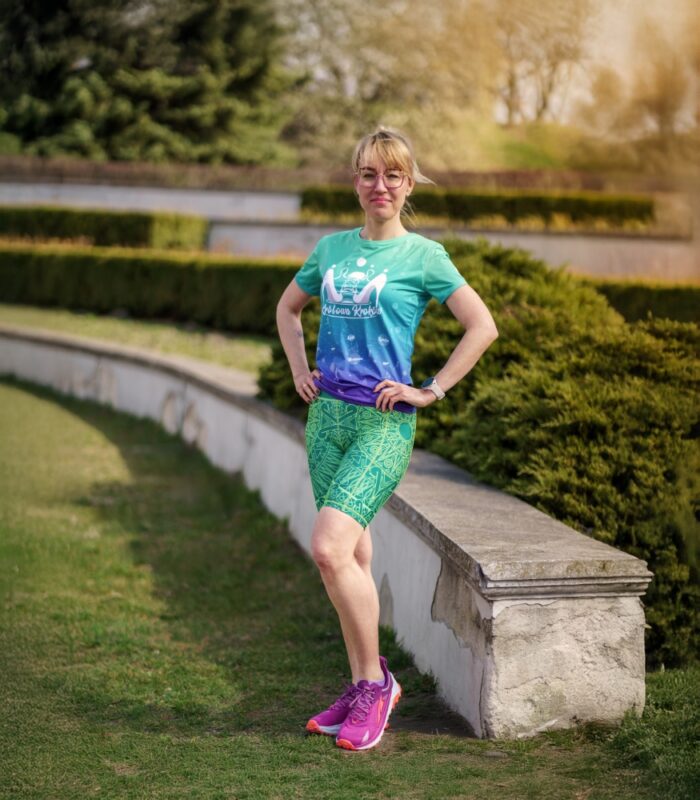 zielone legginsy do biegania z kieszonką na telefon tequila