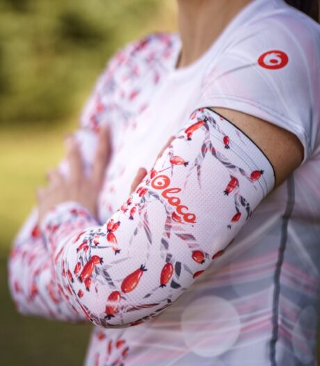 biało czerwone sportowe rękawki do biegania na rower szypszyna