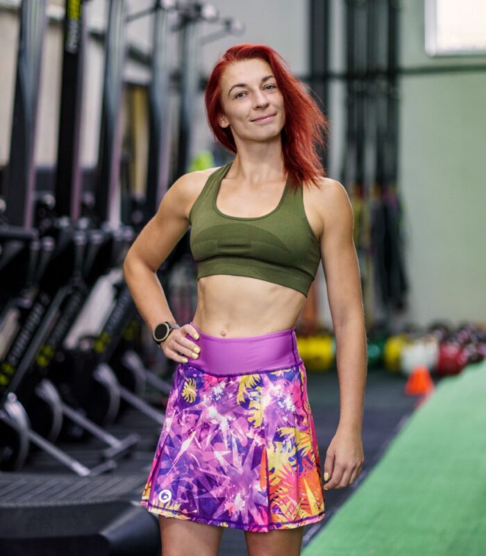 kolorowa spódniczka ze spodenkami sportowa krokodyl