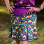 kolorowa spódniczka ze spodenkami sportowa do biegania krokusy