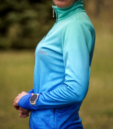 niebieska bluza sportowa damska błękitna laguna