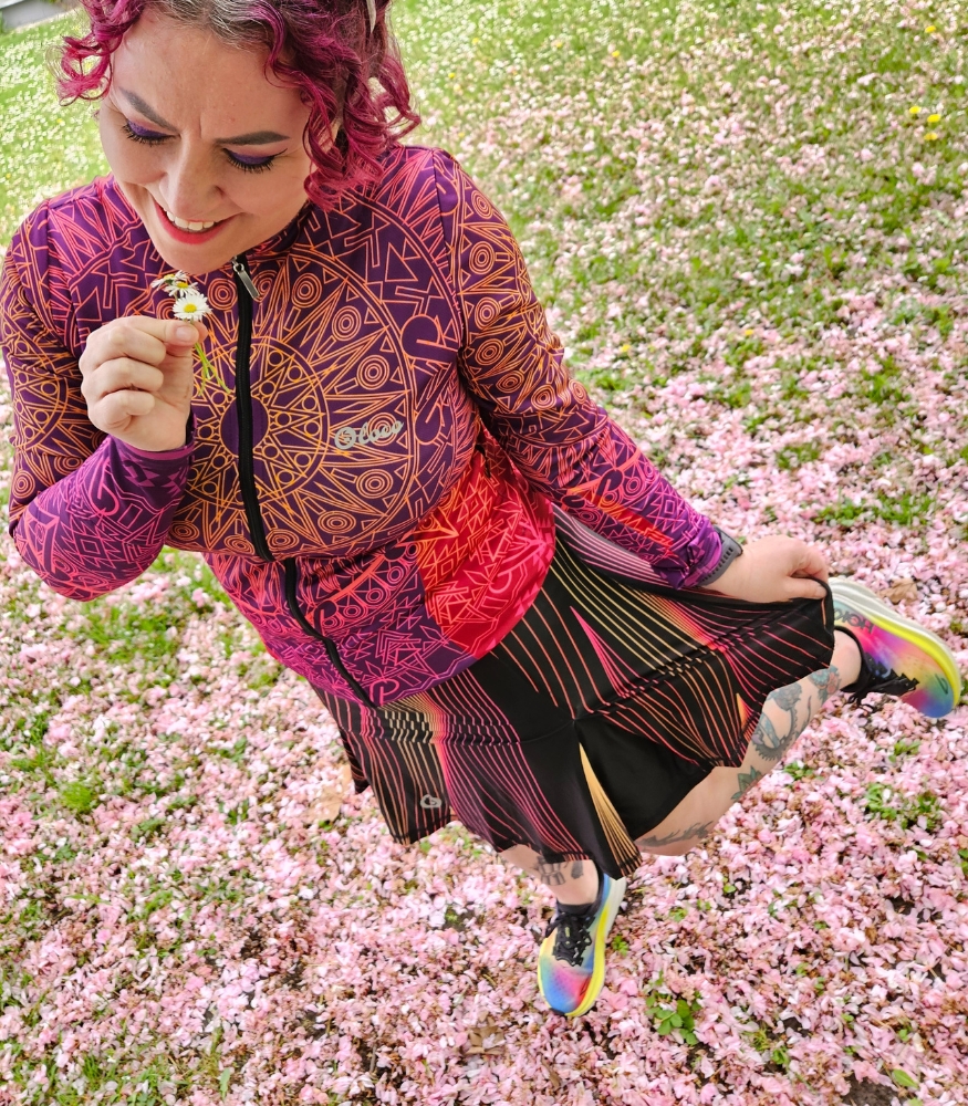 kolorowa bluza sportowa coloradas spódniczka biegowa milionerka