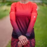 czerwone sportowe rękawki na rower do biegania wino