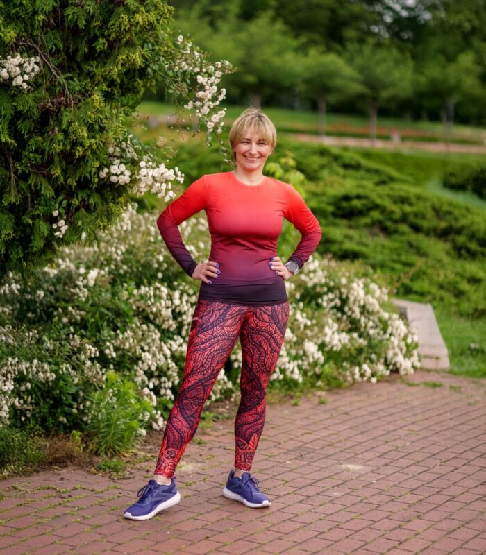 Czerwony longlsleeve sportowy damski wino