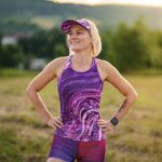 fioletowa bokserka tanktop sportowy jagody