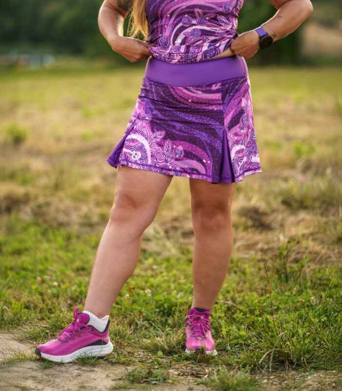fioletowa spódniczka ze spodenkami sportowa jagody