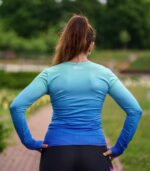 niebieski sportowy longsleeve damski laguna