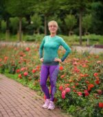 zielony damski sportowy longsleeve miętówka