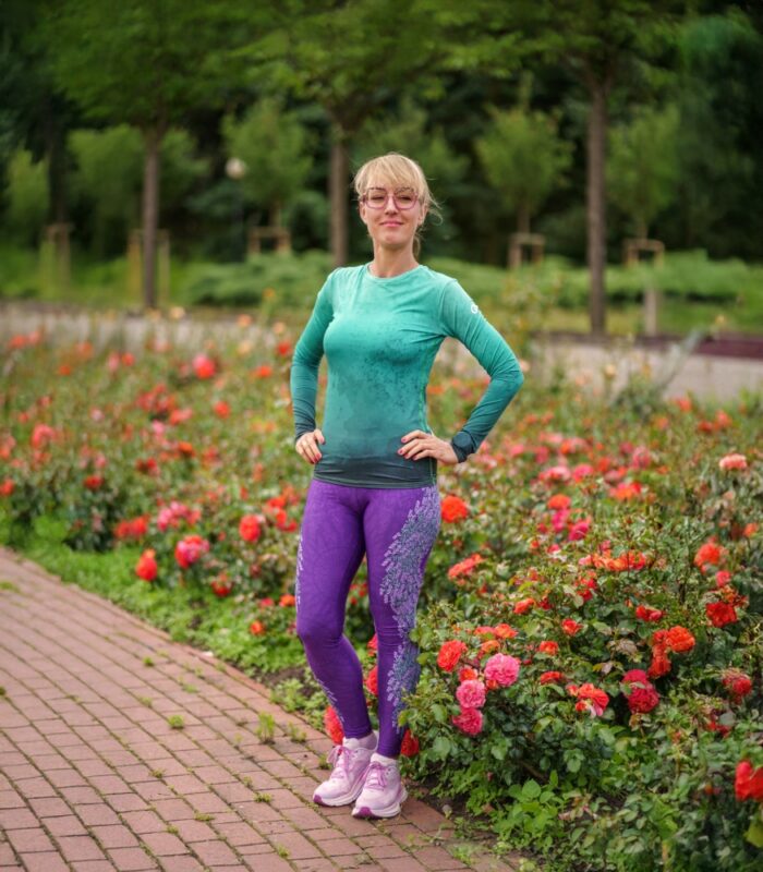 zielony damski sportowy longsleeve miętówka