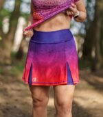 kolorowa spódniczka ze spodenkami sportowa śliwka