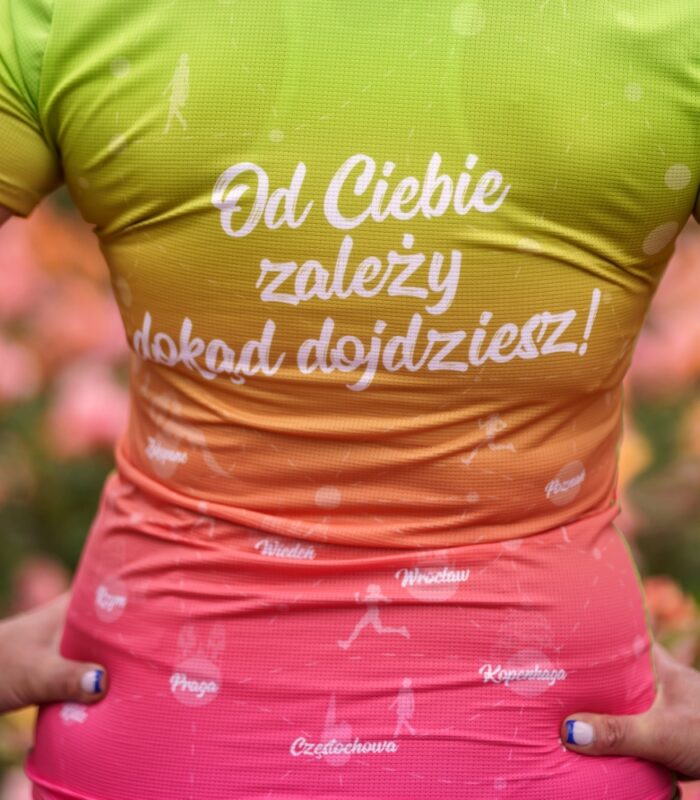 kolorowa koszulka do biegania dla kobiet mango zielono różowa królowa Kroków