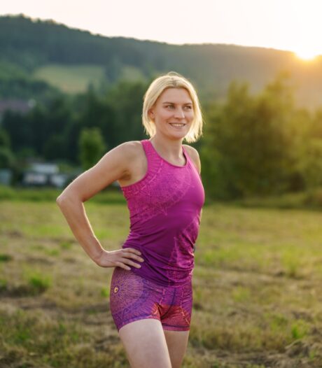 fioletowo różowe spodenki krótkie szorty sportowe coloradas