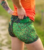 zielone krótkie legginsy szorty sportowe jungle