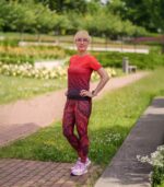 czerwona koszulka techniczna damska oddychająca do biegania wino