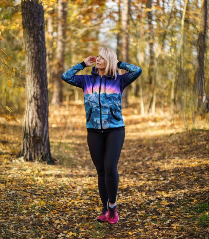 kolorowa bluza z kapturem oversize góry