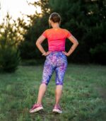 legginsy w kwiaty nocna orchidea capri