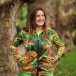 bluza sportowa jungle motyw zwierzęcy tropikalne rośliny zieleń