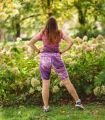 jagody legginsy krótkie z kieszonkami fioletowe