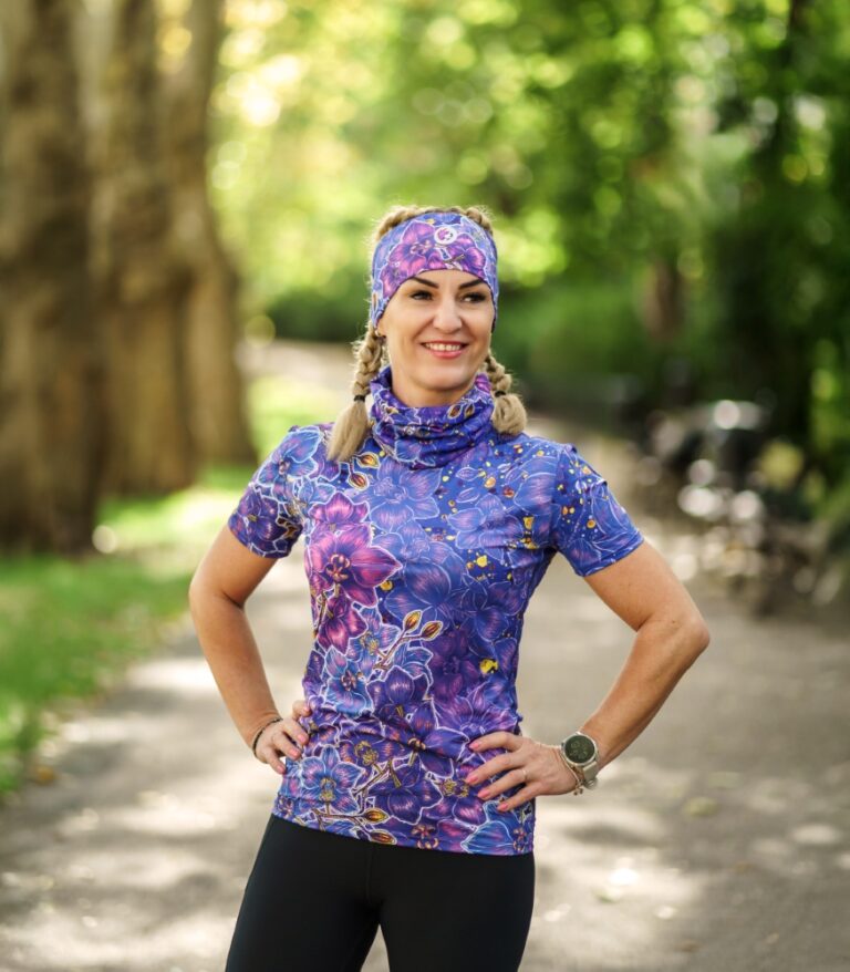 oddychająca koszulka sportowa motyw kwiatowy nocna orchidea