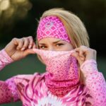 różowy zestaw sportowy mokosz opaska i komin