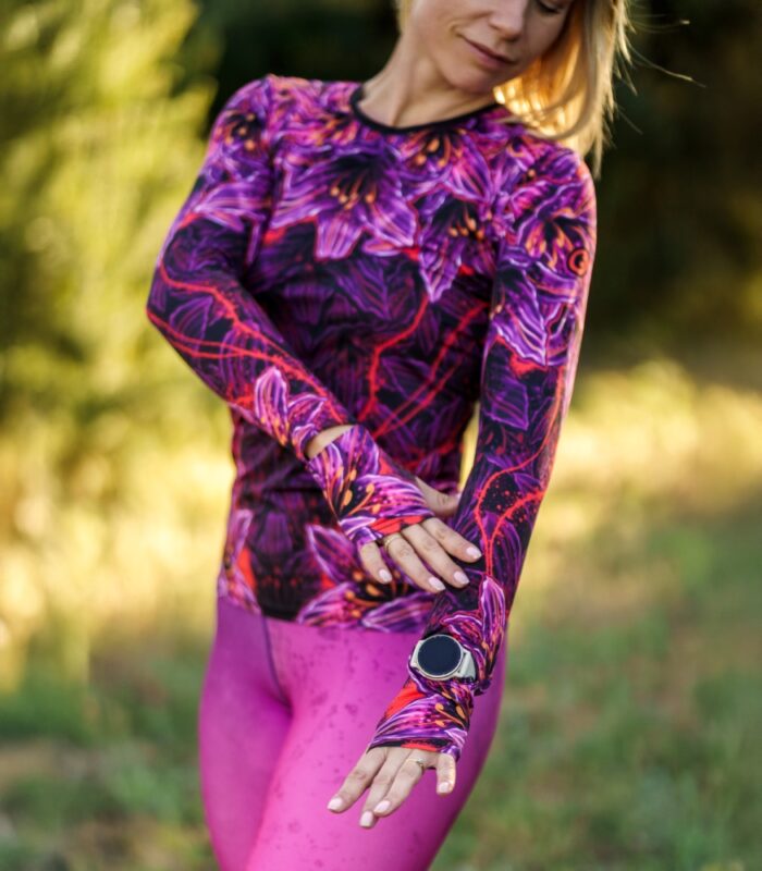 koszulka z długim longsleeve czarna lilia dla kobiet